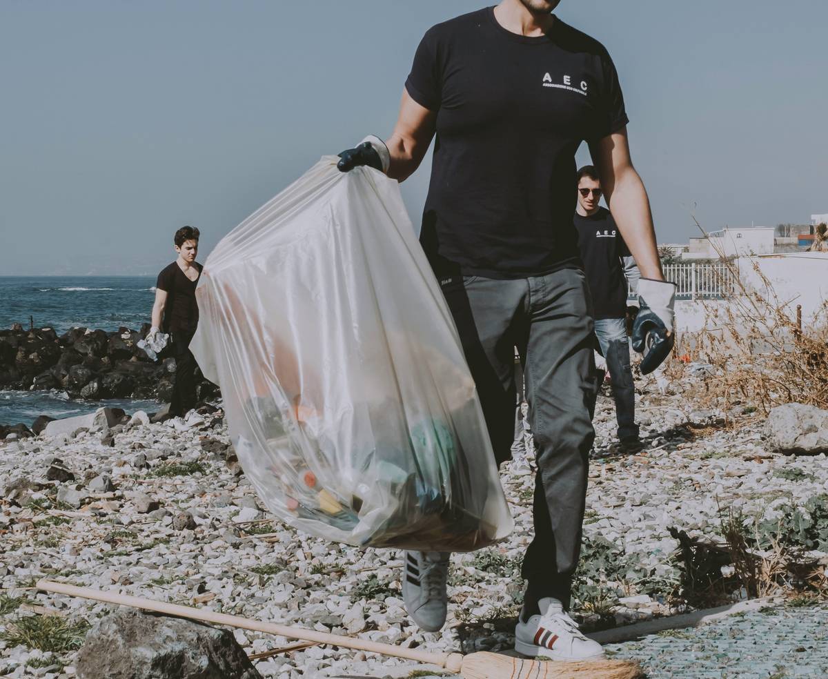 rubbish clean-up