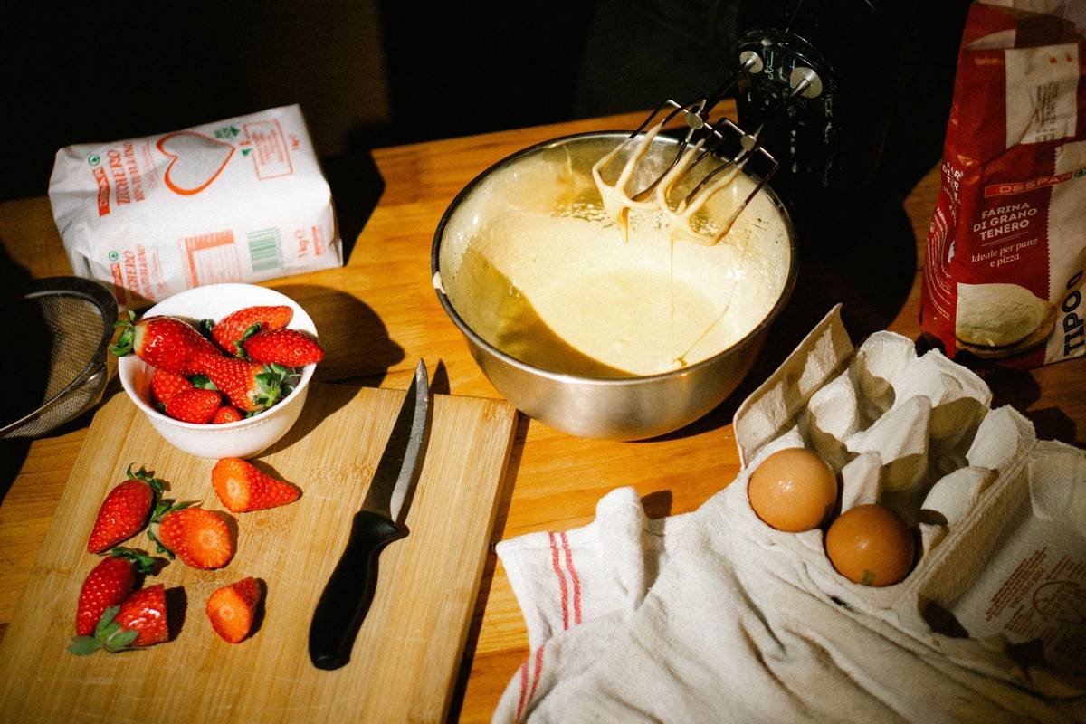 easy meal kits explained with fresh ingredients and minimal packaging